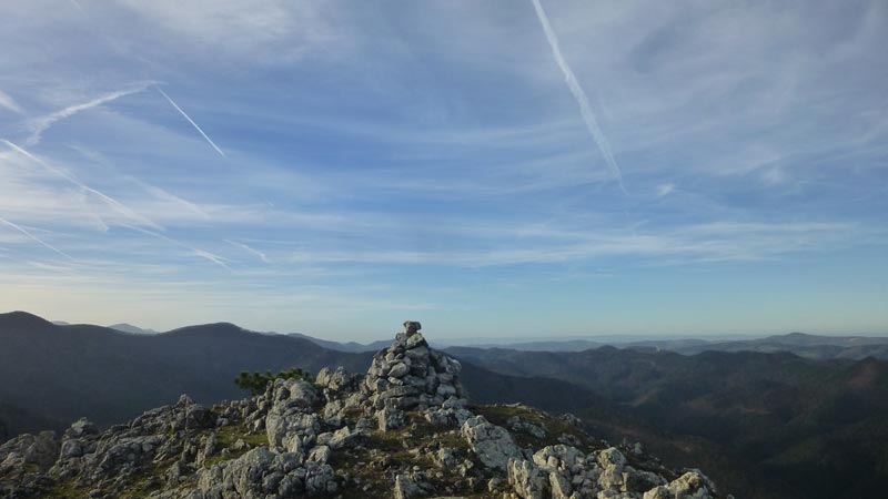 Wandern Wanderung Niederösterreich Gaisstein Gipfel Gipfelkreuz Aussicht