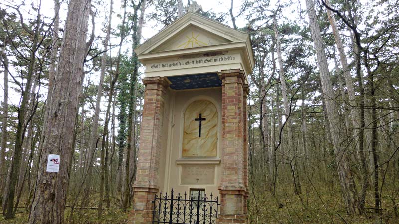 Kaiserstein Waldlehrpfad Bad Vöslau Wald Natur Aussicht Harzberg