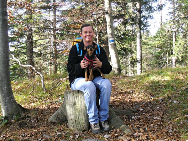 Kieneck Muggendorf Thal Enzianhütte Enziansteig Matrassteig Viehgraben Wandern Wanderung Natur Wald Aussicht Gipfel Gipfelkreuz Gutensteiner Alpen Niederösterreich