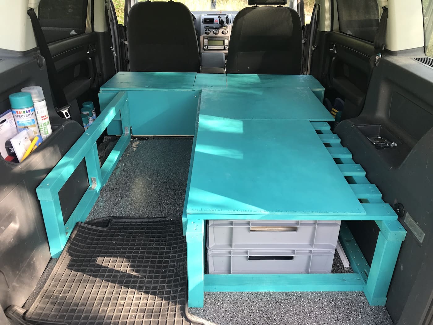 VW Touran Mini Camper Ausbau 2020 – Autarke Stromversorgung mit Solar