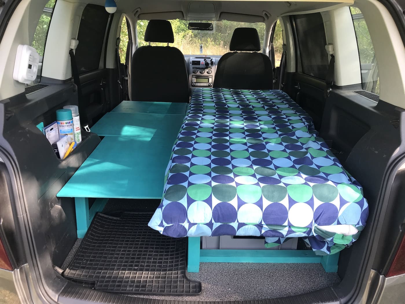 VW Touran Mini Camper Ausbau 2020 – Autarke Stromversorgung mit Solar